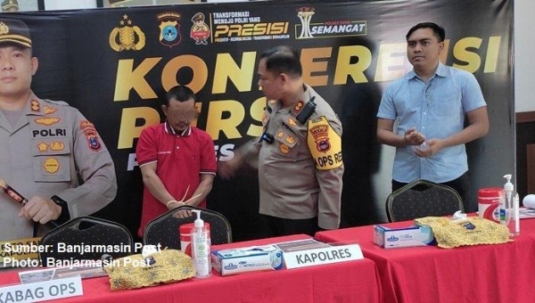 Penusukkan oleh debt collecter di tapin 